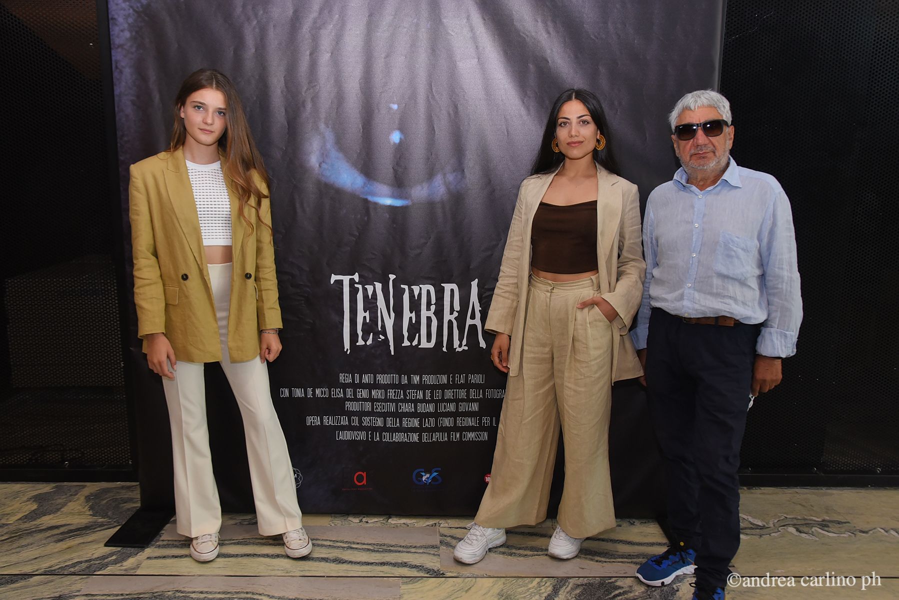 Napoli - Presentato il film Tenebra, con protagonista la piccola Lenù 