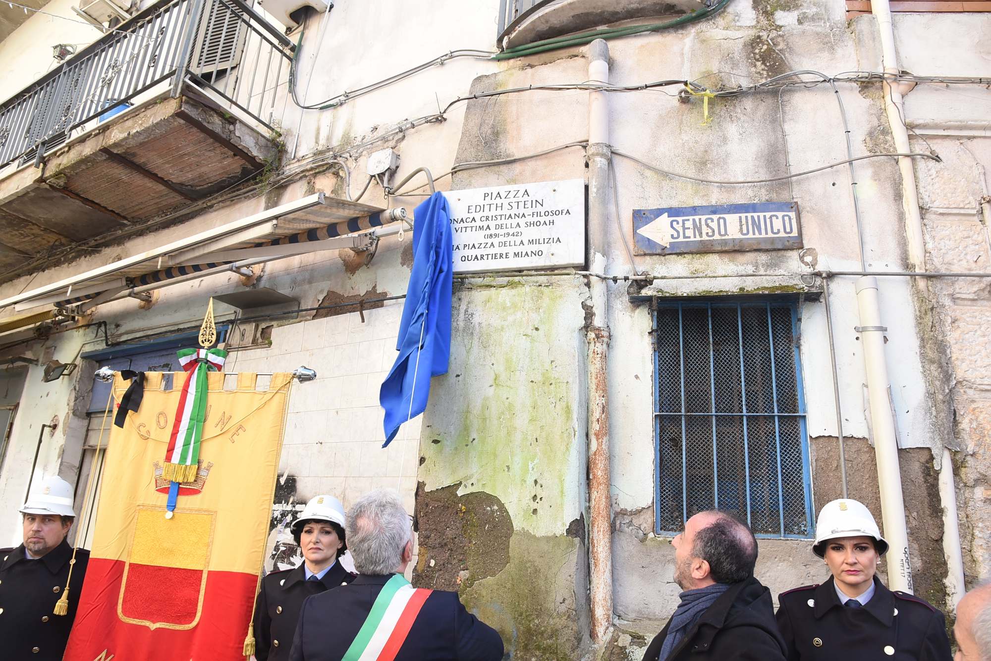 Napoli - Miano - Piazza della Milizia diventa Piazza Edith Stein nel Giorno della Memoria