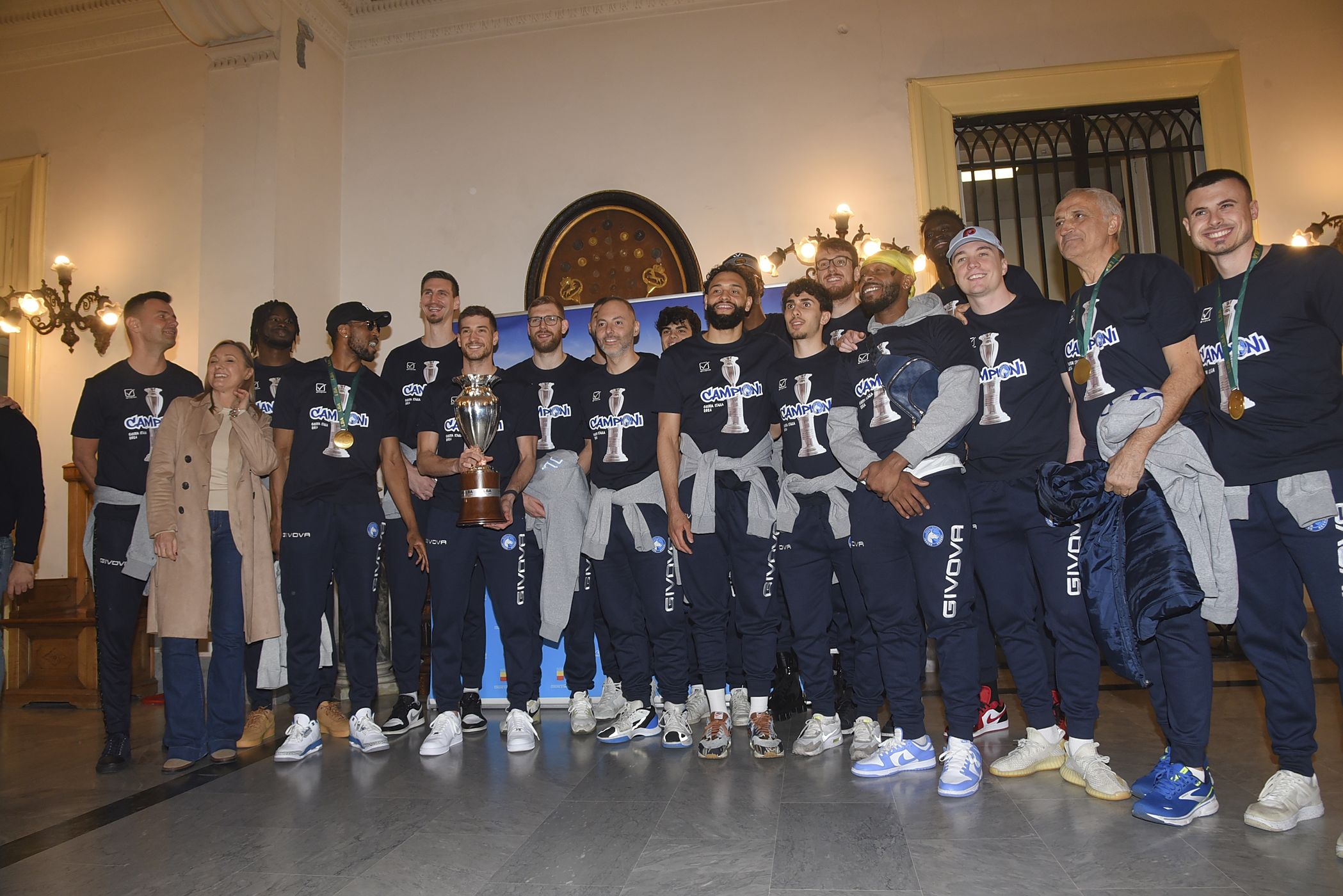 Napoli - Premiazione a Palazzo San Giacomo per giocatori e staff della Gevi Napoli Basket vincitore della Coppa Italia